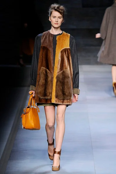 Look 20